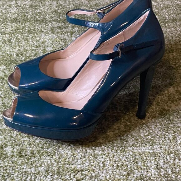 Coach Shawna Patent Heels Size 9 - Picture 2 of 3